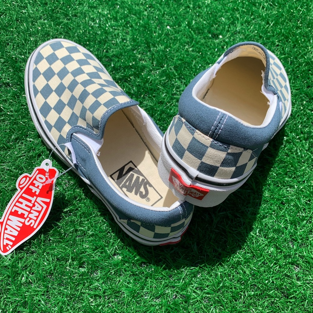 Vans Classic Checkerboard Slip On - Picture 4 of 5